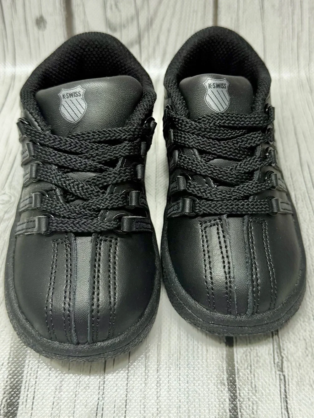 BRAND NEW SIZE 5 Black K-Swiss Classic VN Infant Sneakers